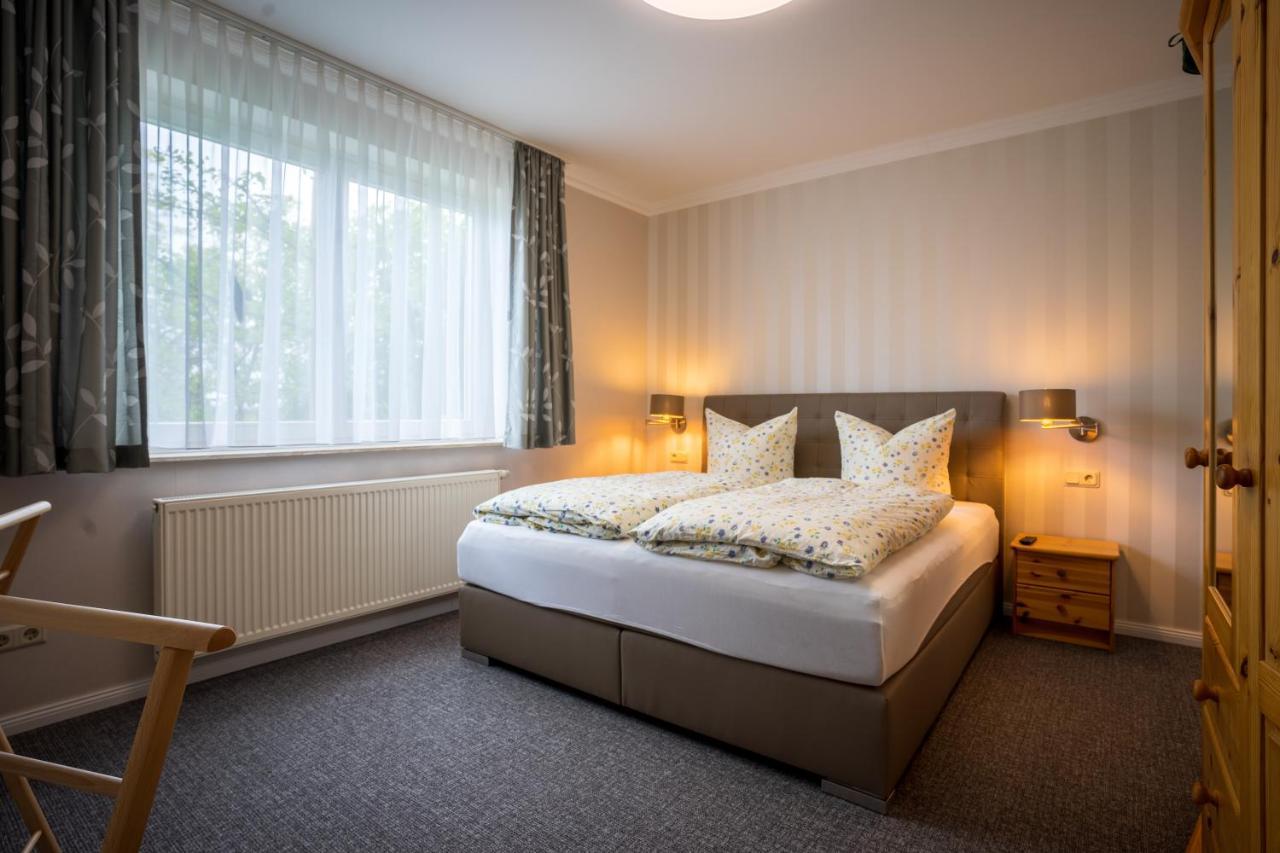 Pension Schweizer Hof ヴェルニゲローデ エクステリア 写真