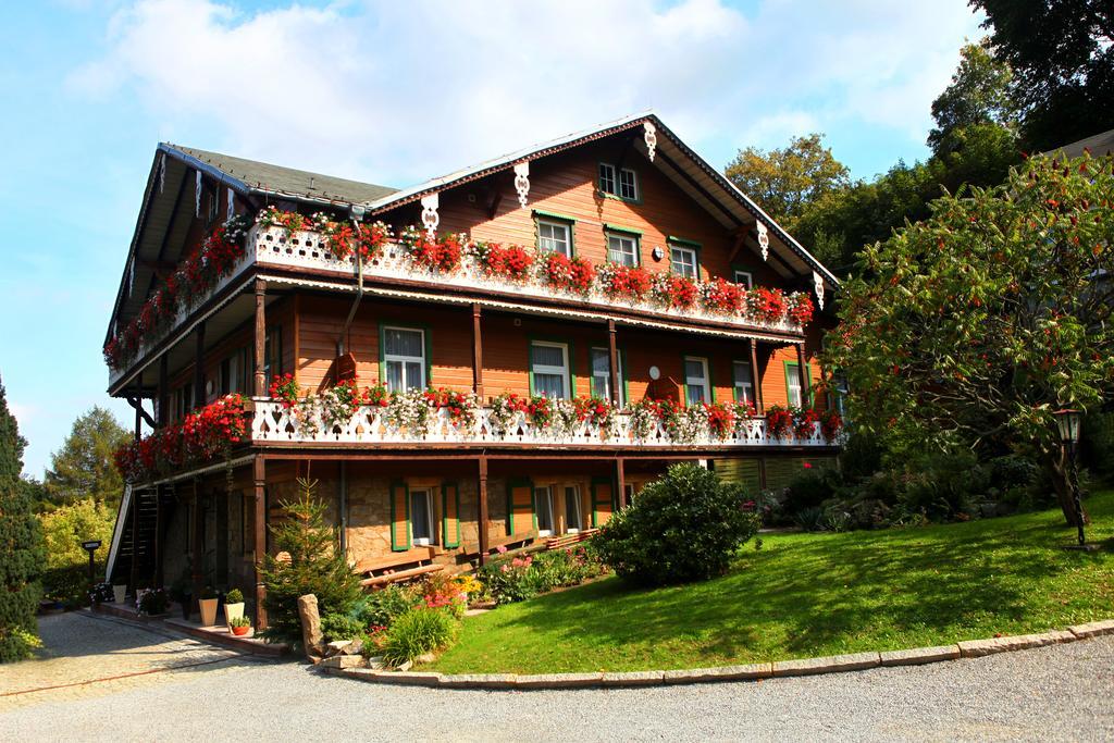 Pension Schweizer Hof ヴェルニゲローデ エクステリア 写真