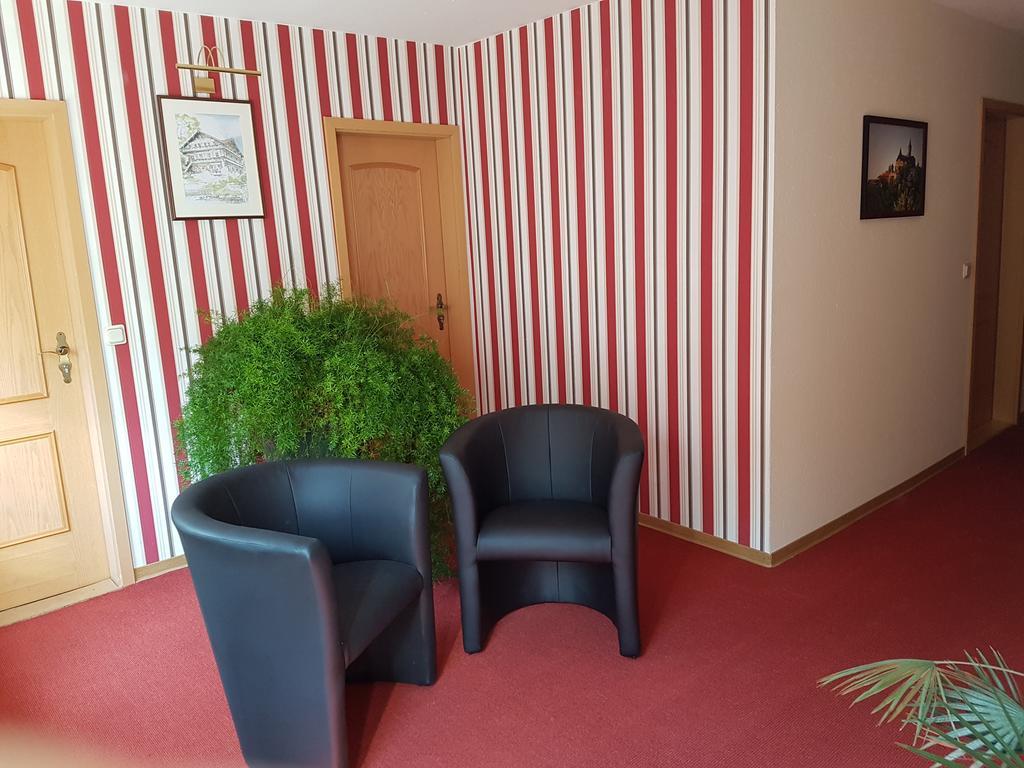 Pension Schweizer Hof ヴェルニゲローデ エクステリア 写真